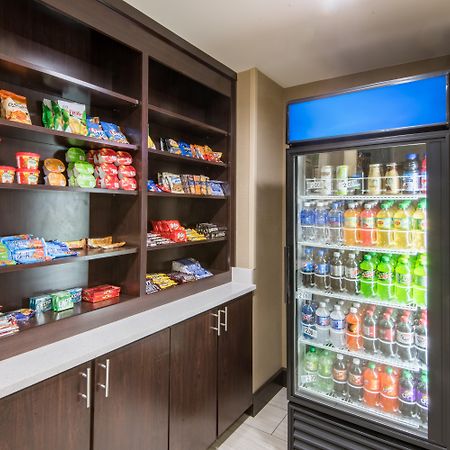 Holiday Inn Express Hotel & Suites Ashland By Ihg Buitenkant foto