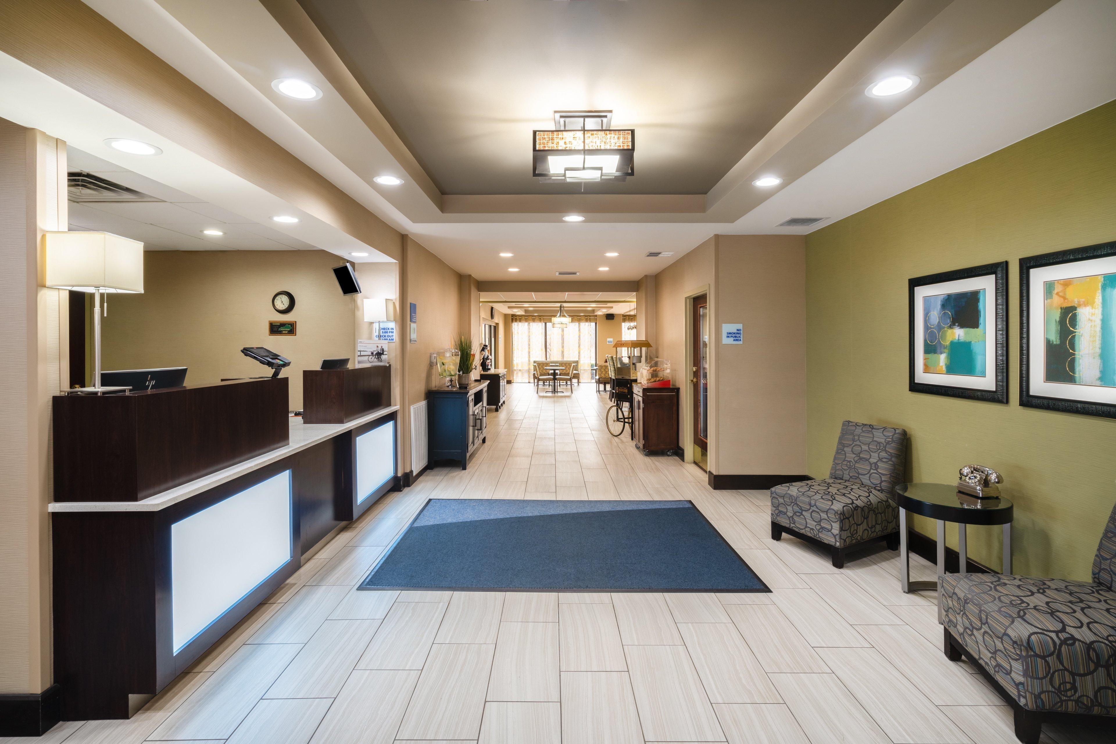 Holiday Inn Express Hotel & Suites Ashland By Ihg Buitenkant foto
