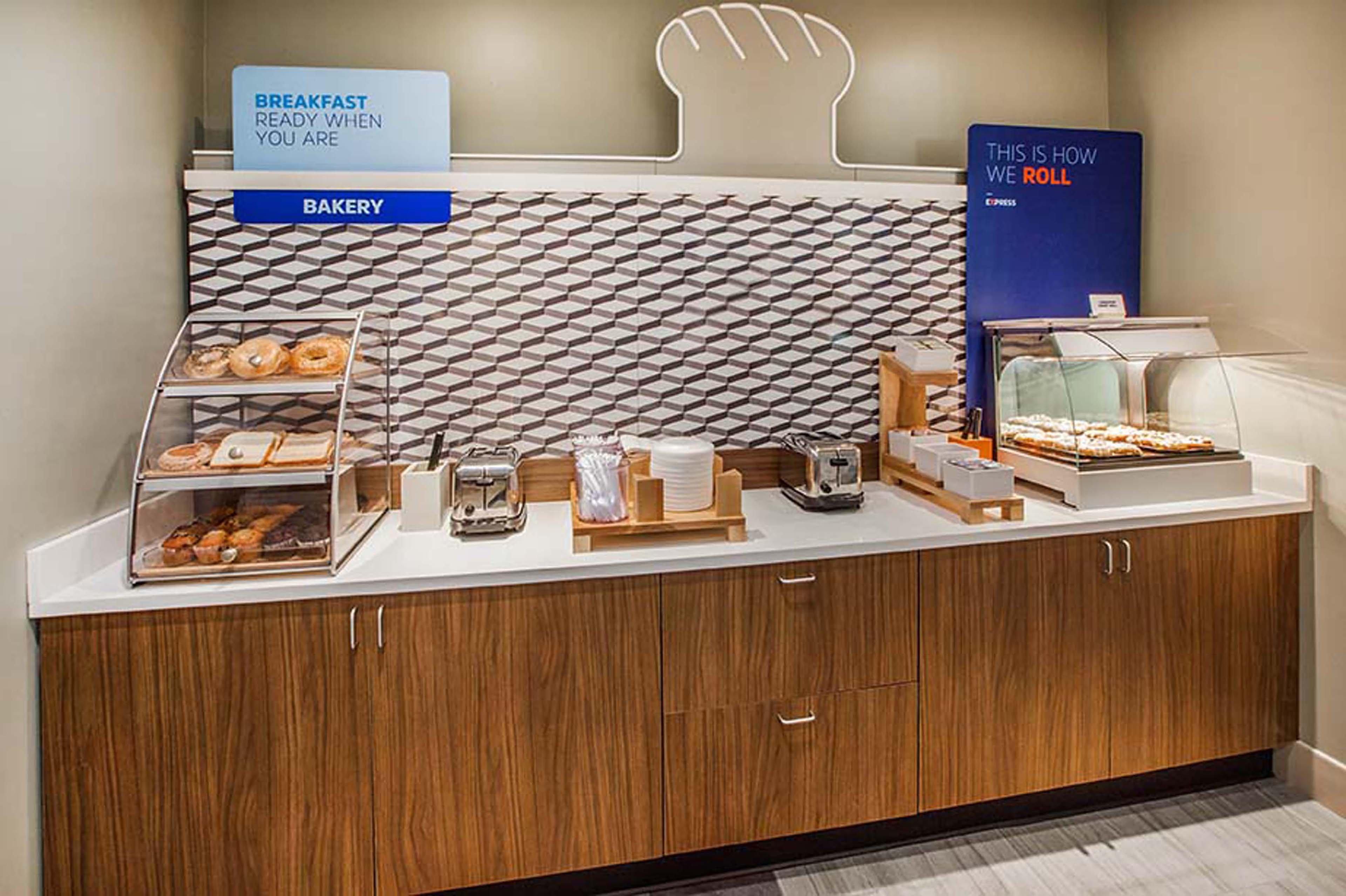 Holiday Inn Express Hotel & Suites Ashland By Ihg Buitenkant foto