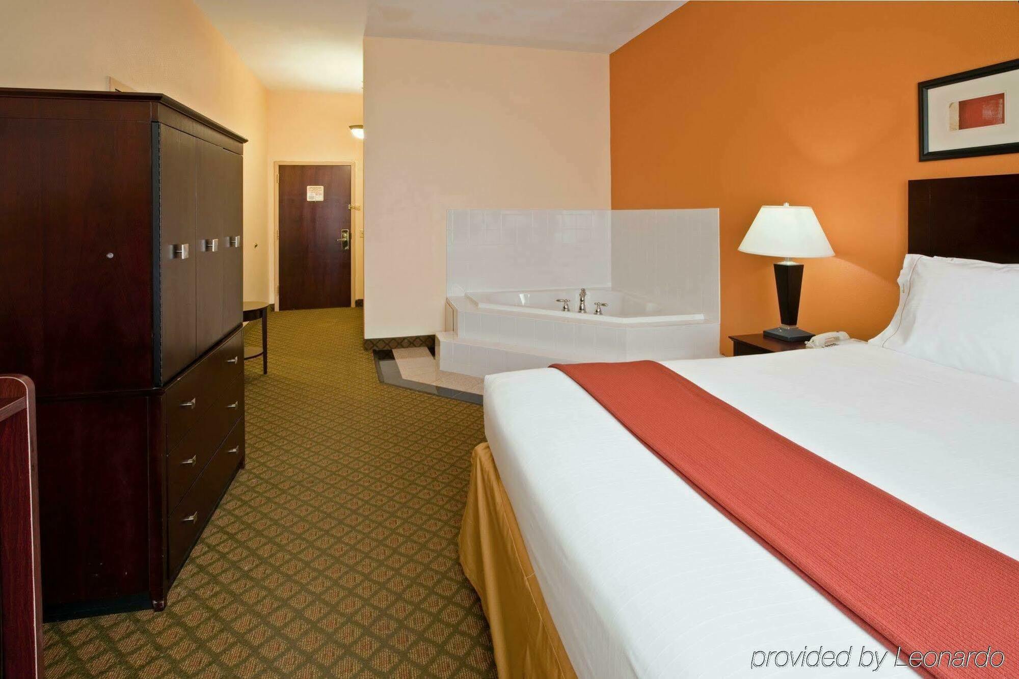 Holiday Inn Express Hotel & Suites Ashland By Ihg Buitenkant foto