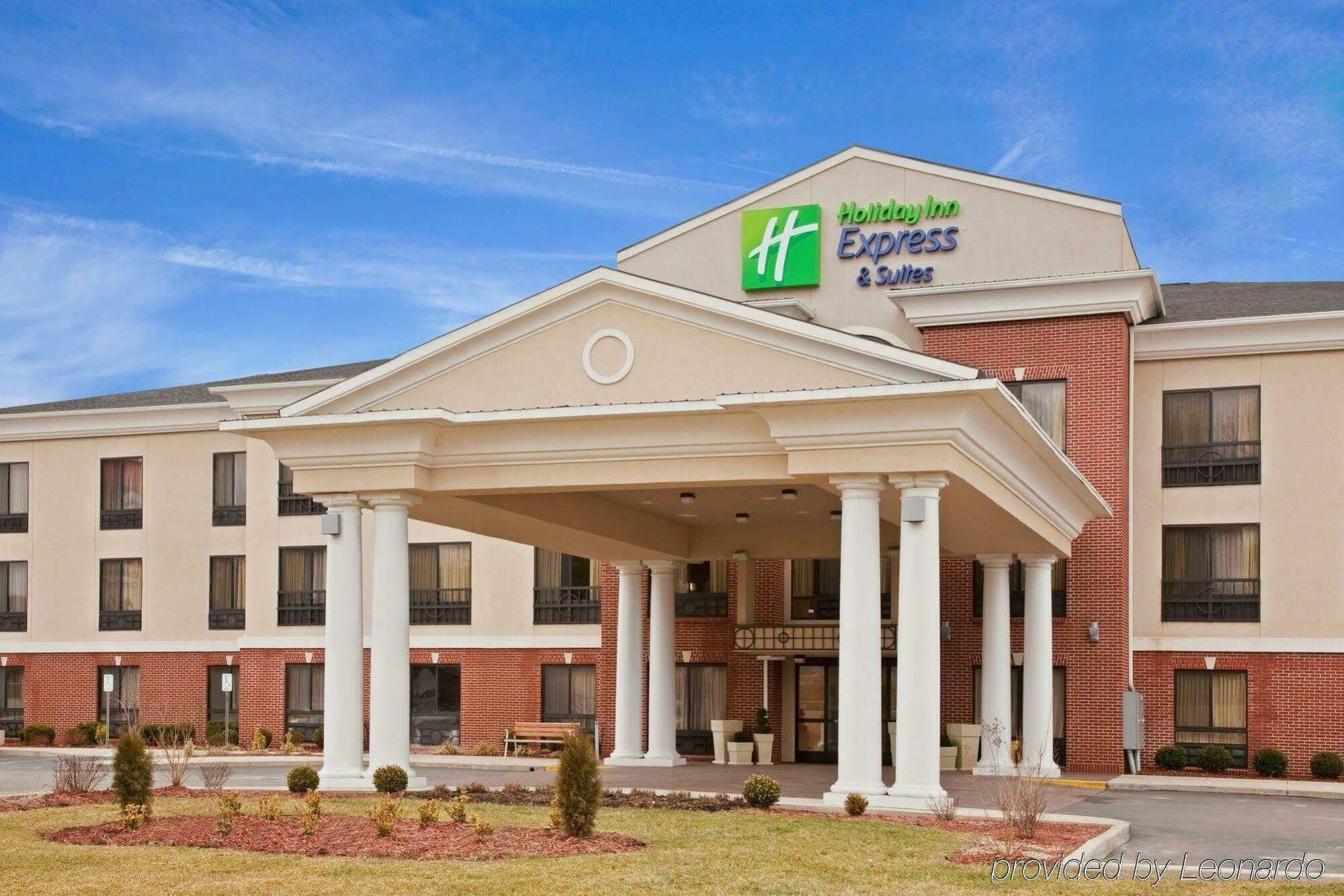 Holiday Inn Express Hotel & Suites Ashland By Ihg Buitenkant foto