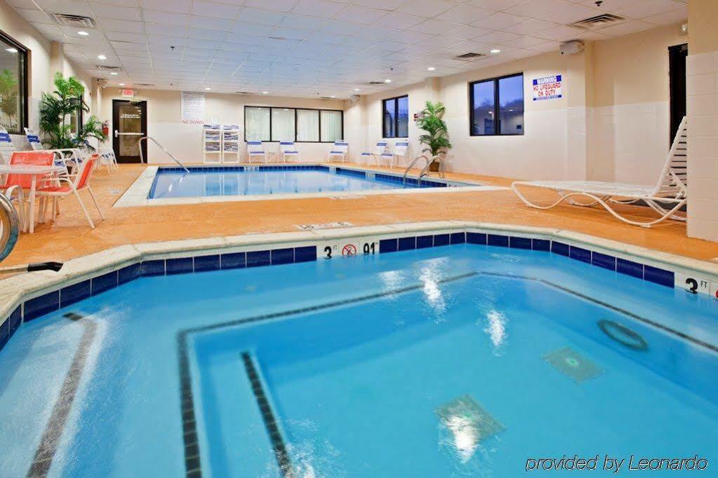 Holiday Inn Express Hotel & Suites Ashland By Ihg Buitenkant foto